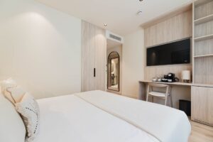 ciencias-select-habitacion-doble-valencia- foto-lateral